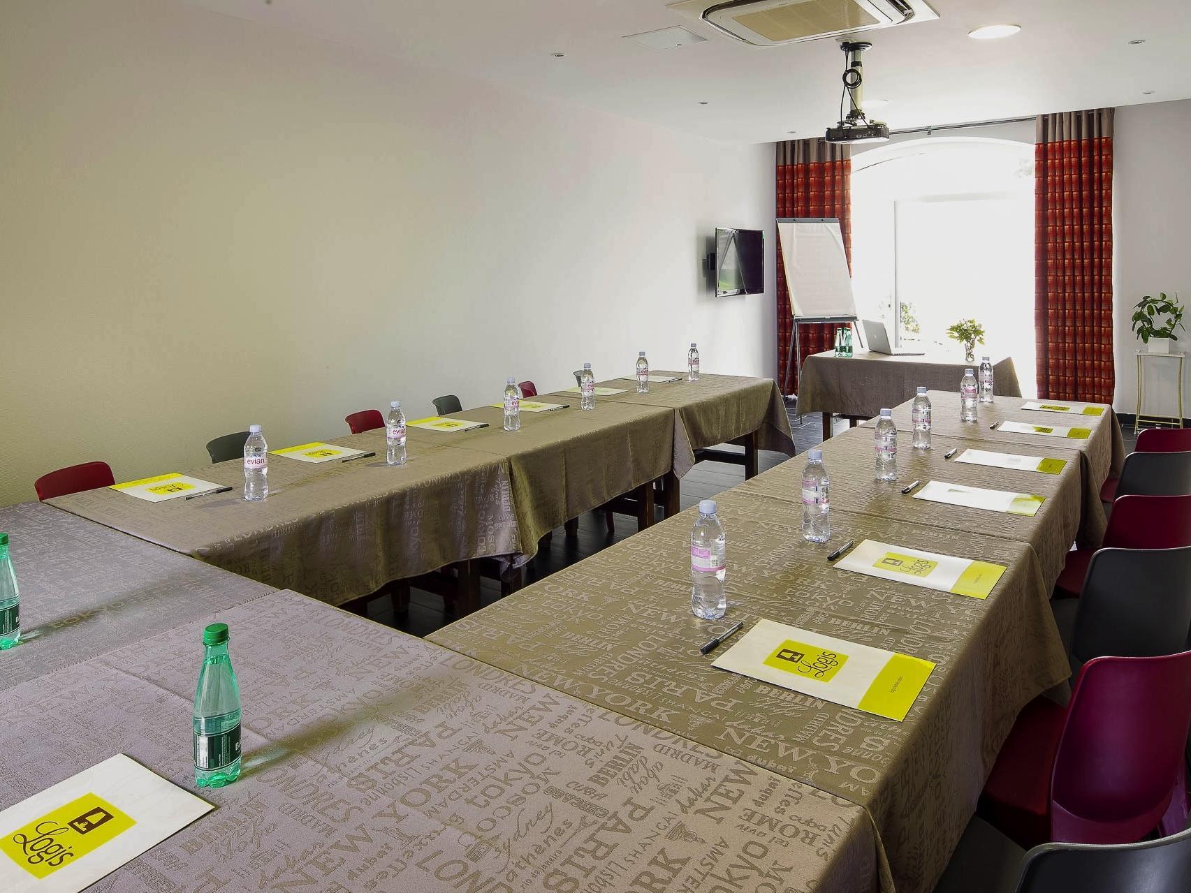 Hotel Blanc Marigny-Saint-Marcel ภายนอก รูปภาพ