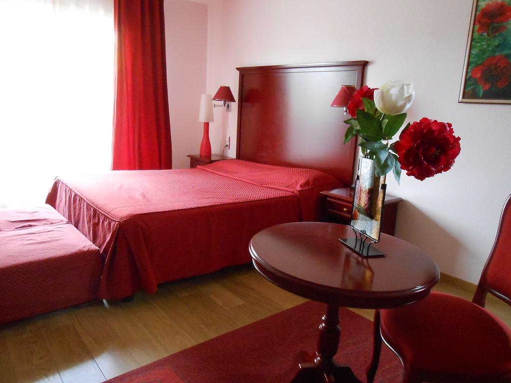 Hotel Blanc Marigny-Saint-Marcel ภายนอก รูปภาพ